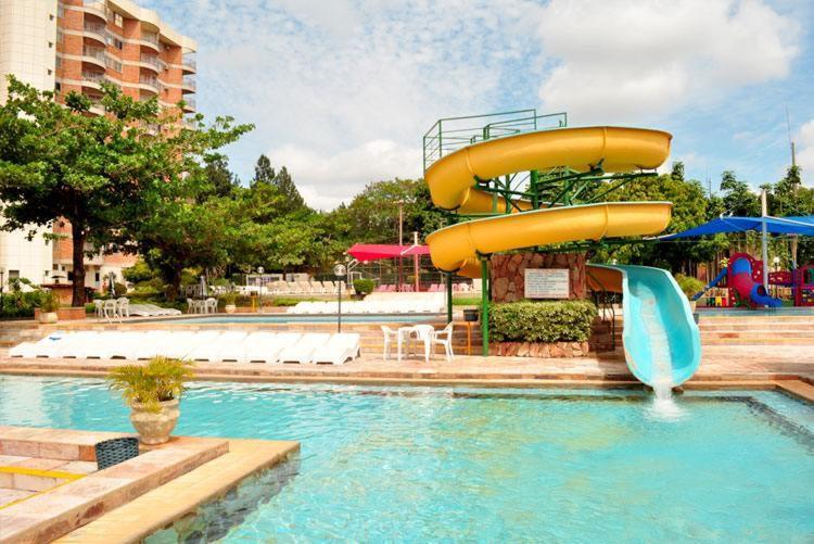 Imperio Romano - Splash E Acqua Park Aparthotel Caldas Novas Kültér fotó